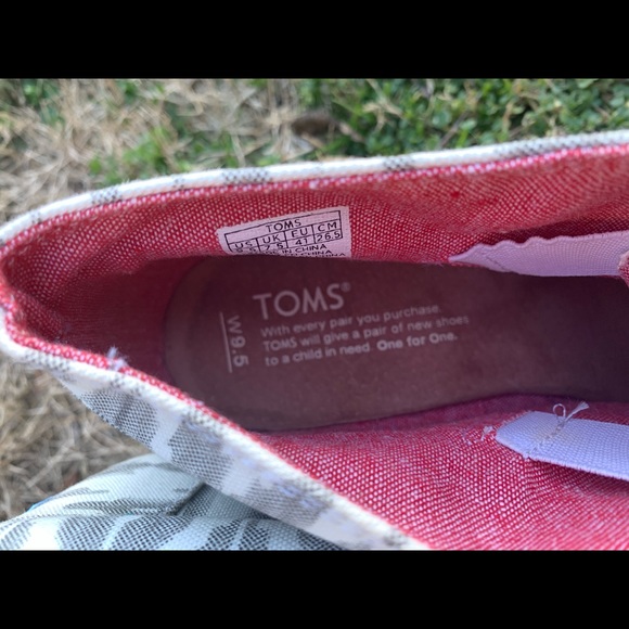 Toms, Canvas wedges size 9.5 NEW - Picture 8 of 8